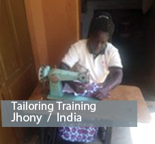 Jhony in India a man sews on a sewing machine